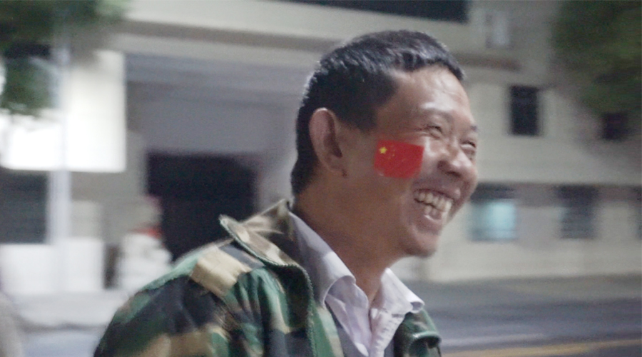 2016年國慶，冷風(fēng)有毒，但國旗暖心